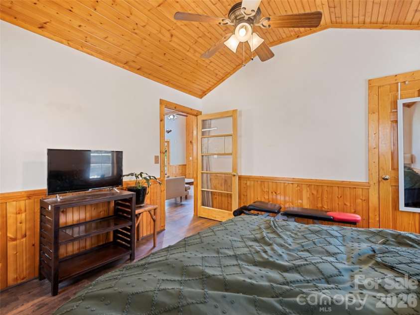 401 Tipstill Cove, Waynesville, NC 28786.  MLS# CAR4355703, YatesRealty ID 14966. Secondary Bedroom
