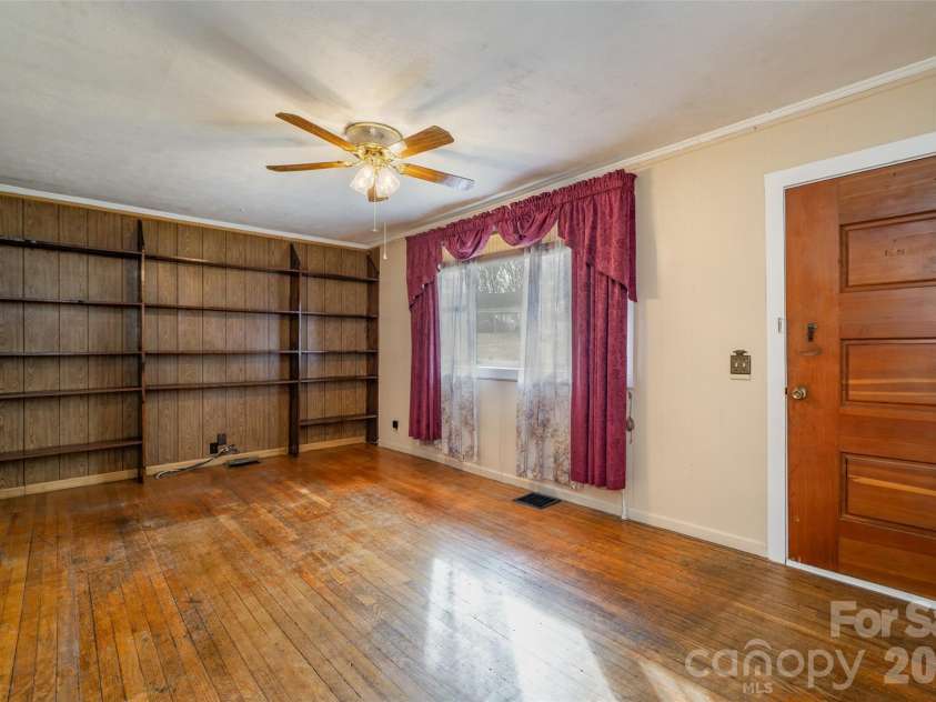 298 School Road, Asheville, NC 28803.  MLS# CAR4329443, YatesRealty ID 14967. 