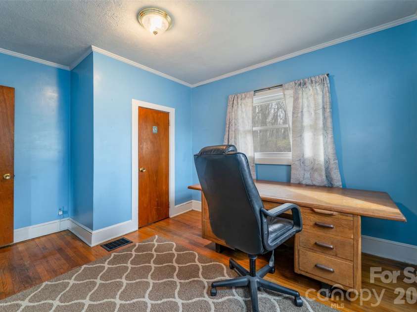 298 School Road, Asheville, NC 28803.  MLS# CAR4329443, YatesRealty ID 14967. 