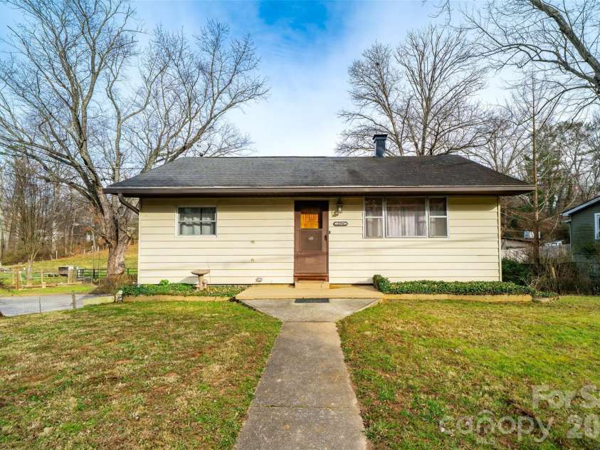298 School Road, Asheville, NC 28803.  MLS# CAR4329443, YatesRealty ID 14967. 