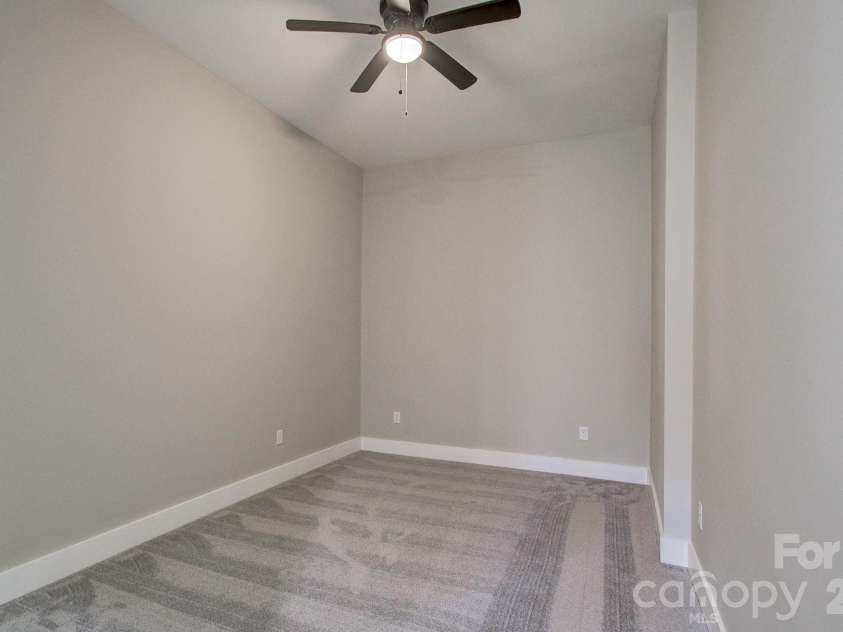 147 Northbend Drive, Asheville, NC 28804.  MLS# CAR4353715, YatesRealty ID 14968. 