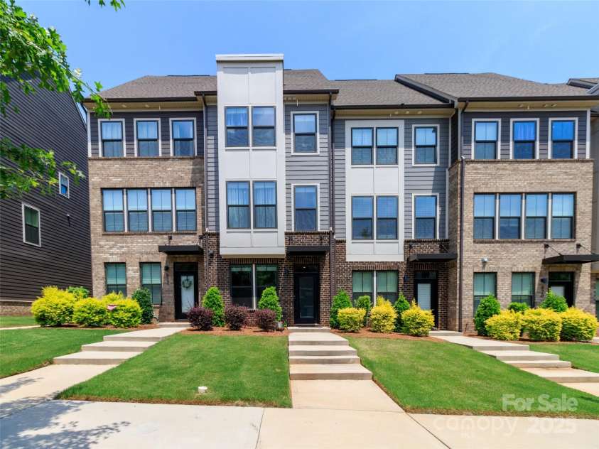 628 Uwharrie River Road, Charlotte, NC 28211.  MLS# CAR4263517, YatesRealty ID 14969. 