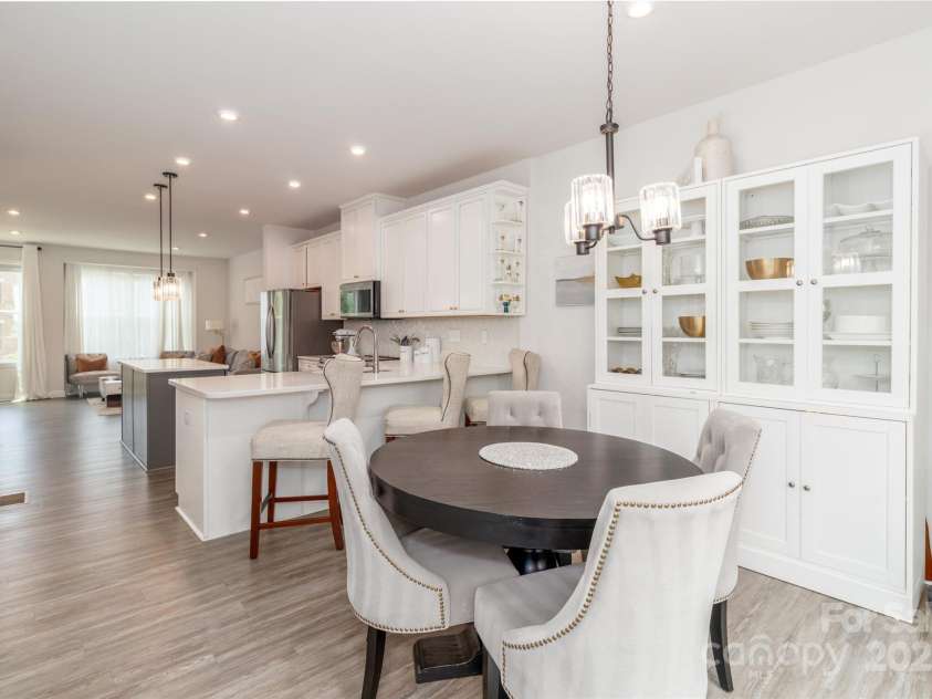 628 Uwharrie River Road, Charlotte, NC 28211.  MLS# CAR4263517, YatesRealty ID 14969. 