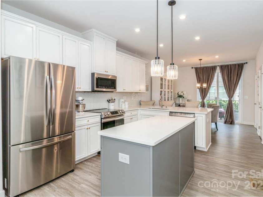 628 Uwharrie River Road, Charlotte, NC 28211.  MLS# CAR4263517, YatesRealty ID 14969. 
