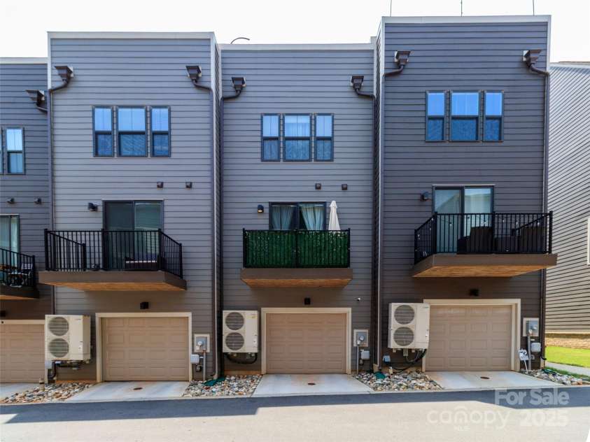628 Uwharrie River Road, Charlotte, NC 28211.  MLS# CAR4263517, YatesRealty ID 14969. 