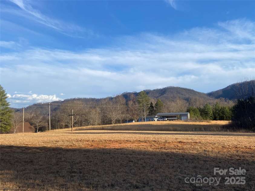 4785 Duckworth Circle, Morganton, NC 28655.  MLS# CAR4227384, YatesRealty ID 1497. 