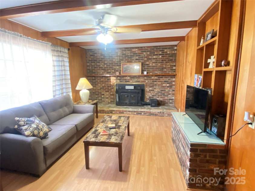 4785 Duckworth Circle, Morganton, NC 28655.  MLS# CAR4227384, YatesRealty ID 1497. 