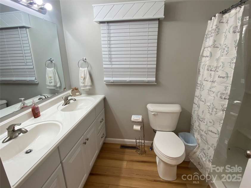 4785 Duckworth Circle, Morganton, NC 28655.  MLS# CAR4227384, YatesRealty ID 1497. 