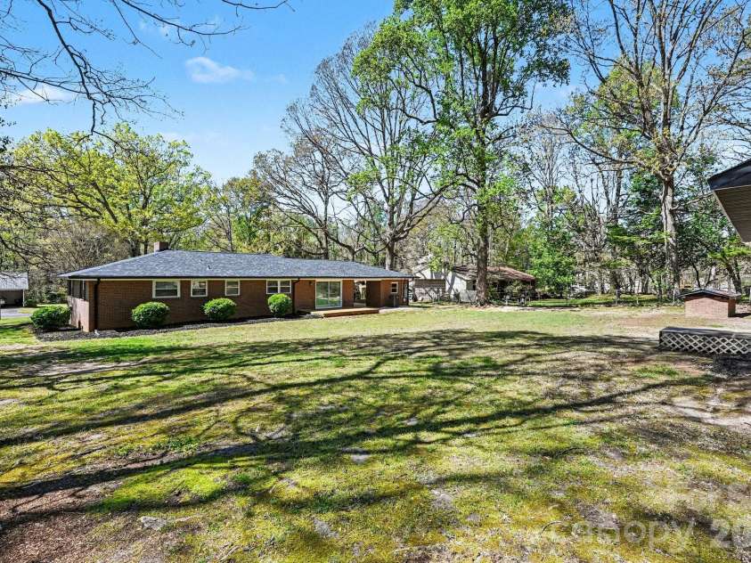 235 Cantiberry Drive, Salisbury, NC 28146.  MLS# CAR4363574, YatesRealty ID 14970. Spacious back yard view. 