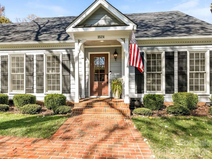 3524 Chevington Road, Charlotte, NC 28226.  MLS# CAR4371965, YatesRealty ID 14971. Front Exterior