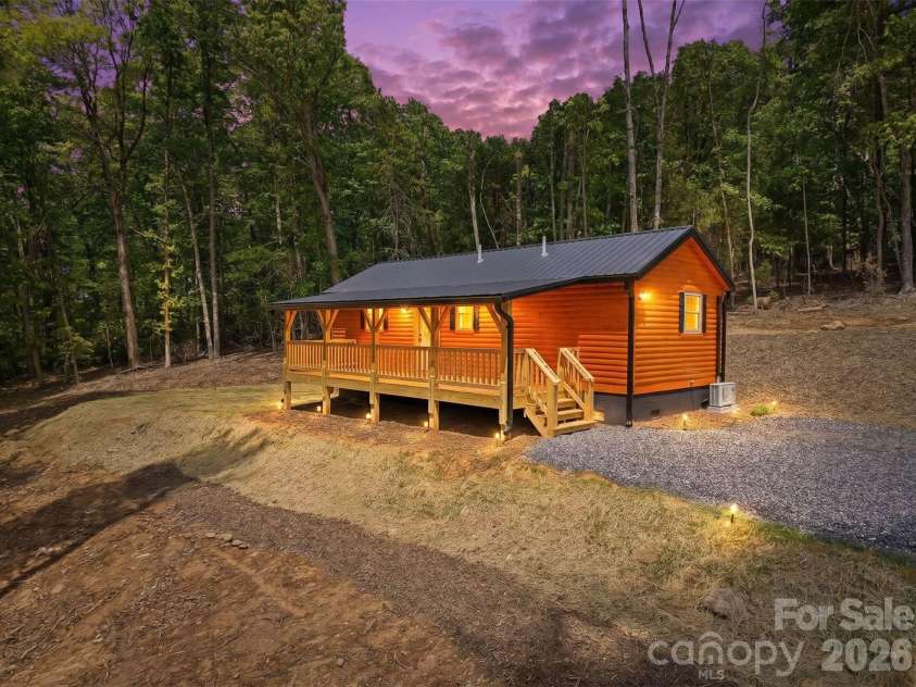 387 Tree Top Circle, Fleetwood, NC 28626.  MLS# CAR4370582, YatesRealty ID 14972. 