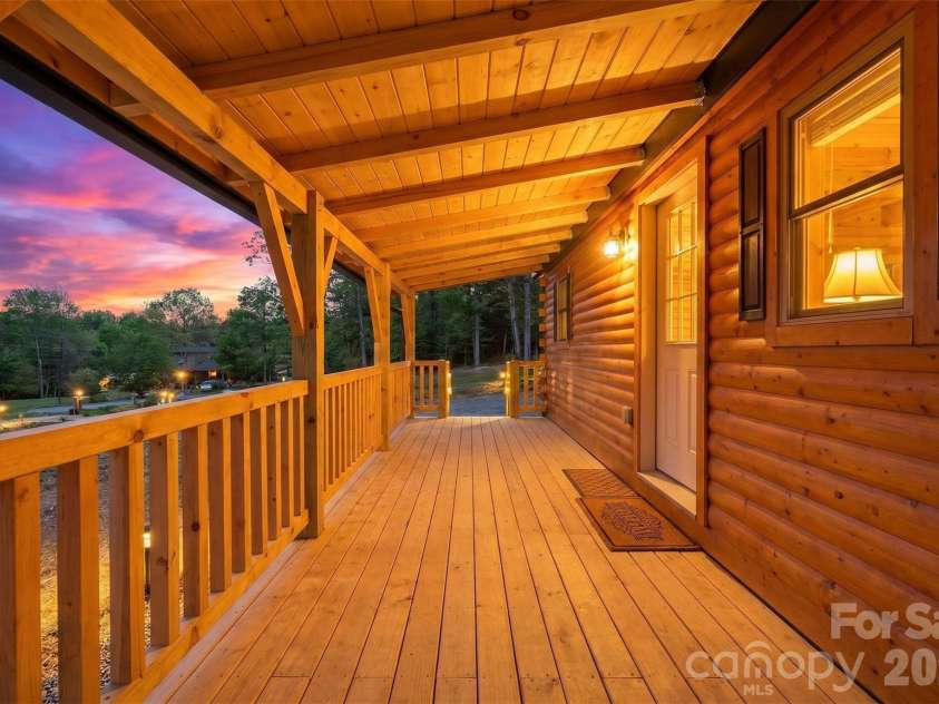 387 Tree Top Circle, Fleetwood, NC 28626.  MLS# CAR4370582, YatesRealty ID 14972. 