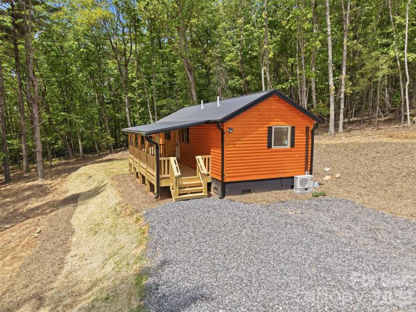 387 Tree Top Circle, Fleetwood, NC 28626.  MLS# CAR4370582, YatesRealty ID 14972. 