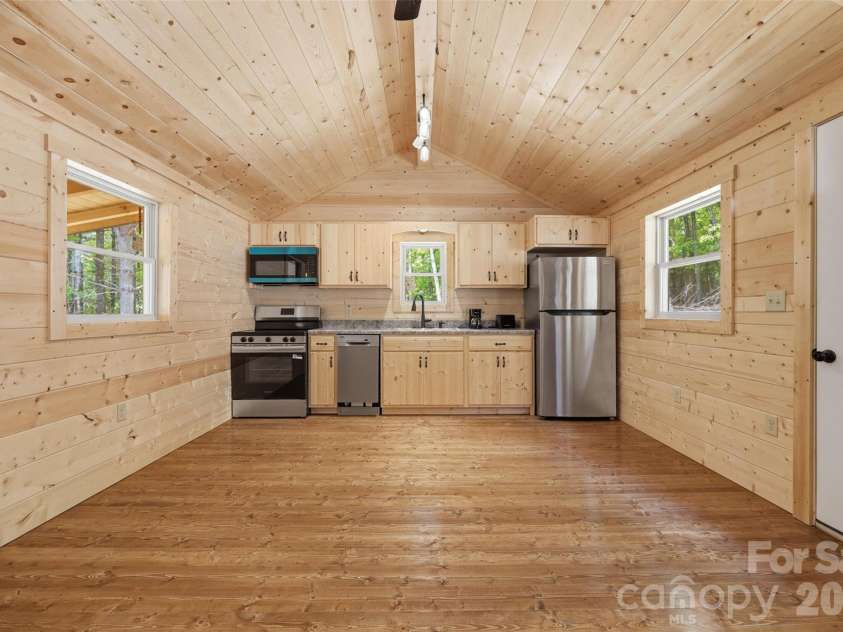 387 Tree Top Circle, Fleetwood, NC 28626.  MLS# CAR4370582, YatesRealty ID 14972. 