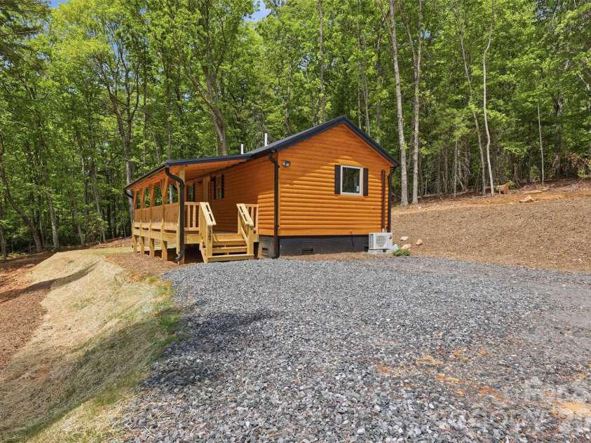 387 Tree Top Circle, Fleetwood, NC 28626.  MLS# CAR4370582, YatesRealty ID 14972. 