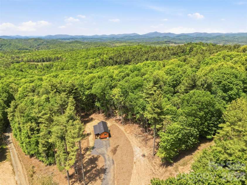 387 Tree Top Circle, Fleetwood, NC 28626.  MLS# CAR4370582, YatesRealty ID 14972. 