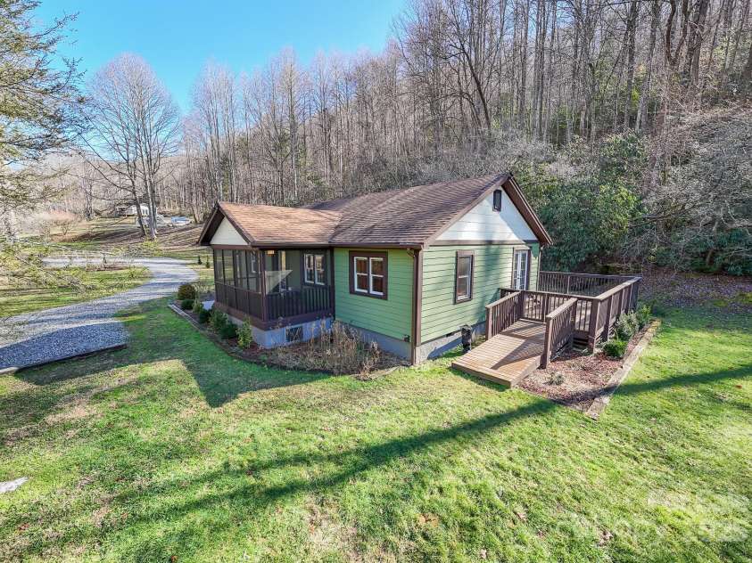 7150 Yellow Creek Road, Robbinsville, NC 28771.  MLS# CAR4263618, YatesRealty ID 14974. 