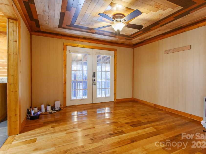 7150 Yellow Creek Road, Robbinsville, NC 28771.  MLS# CAR4263618, YatesRealty ID 14974. 