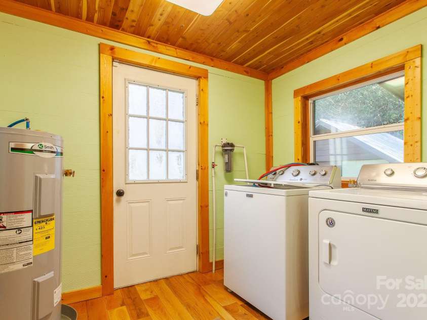 7150 Yellow Creek Road, Robbinsville, NC 28771.  MLS# CAR4263618, YatesRealty ID 14974. 