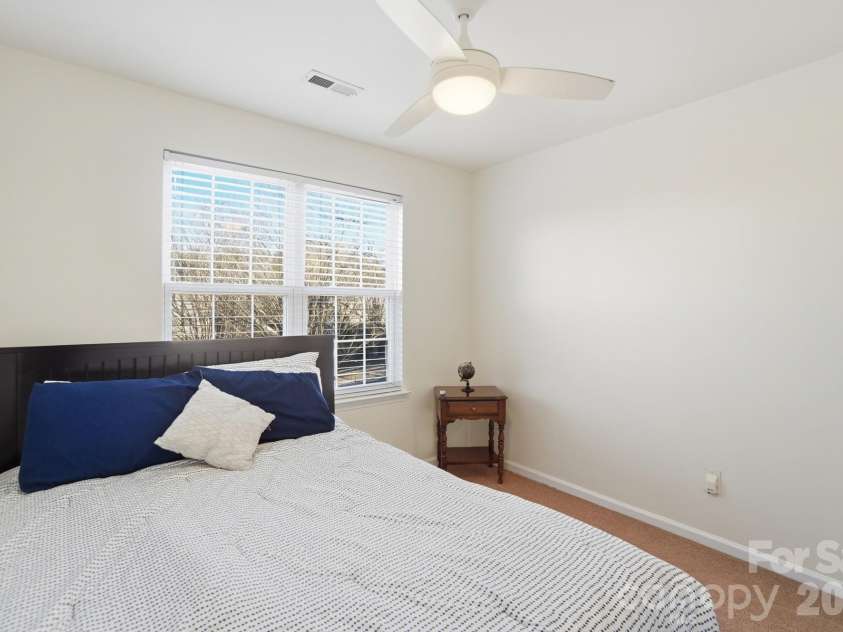 8422 Chaceview Court, Charlotte, NC 28269.  MLS# CAR4357577, YatesRealty ID 14974. 