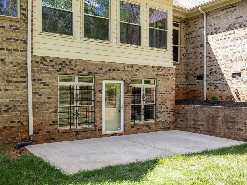 13249 Belle Grove Manor Lane, Matthews, NC 28105.  MLS# CAR4362893, YatesRealty ID 14975. Basement access