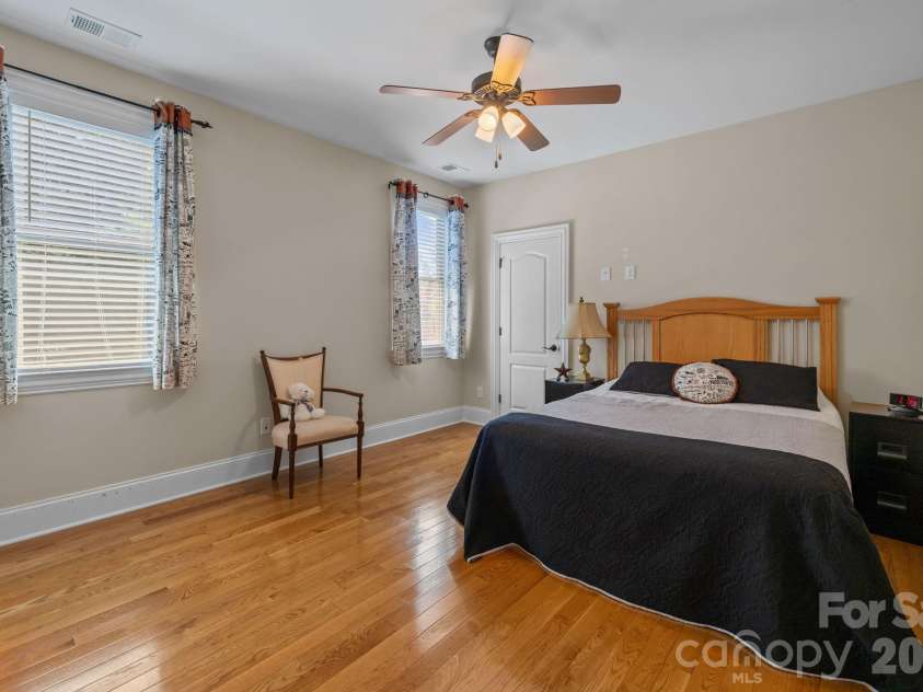 13249 Belle Grove Manor Lane, Matthews, NC 28105.  MLS# CAR4362893, YatesRealty ID 14975. Bedroom #3