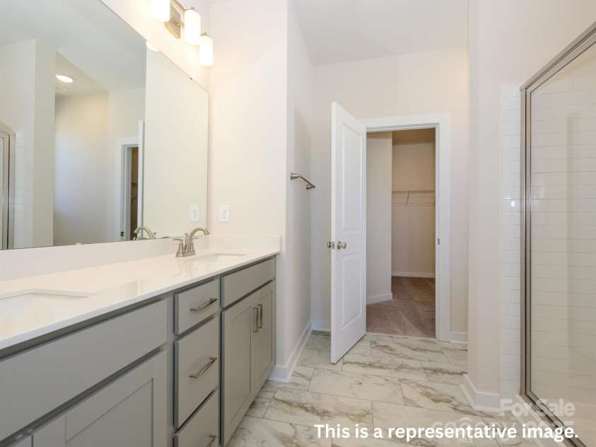 1104 Bismuth Lane, Charlotte, NC 28211.  MLS# CAR4263672, YatesRealty ID 14977. 