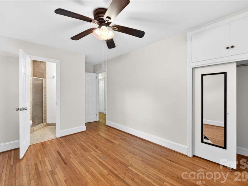 5413 Gwynne Avenue, Charlotte, NC 28205.  MLS# CAR4368957, YatesRealty ID 14977. 