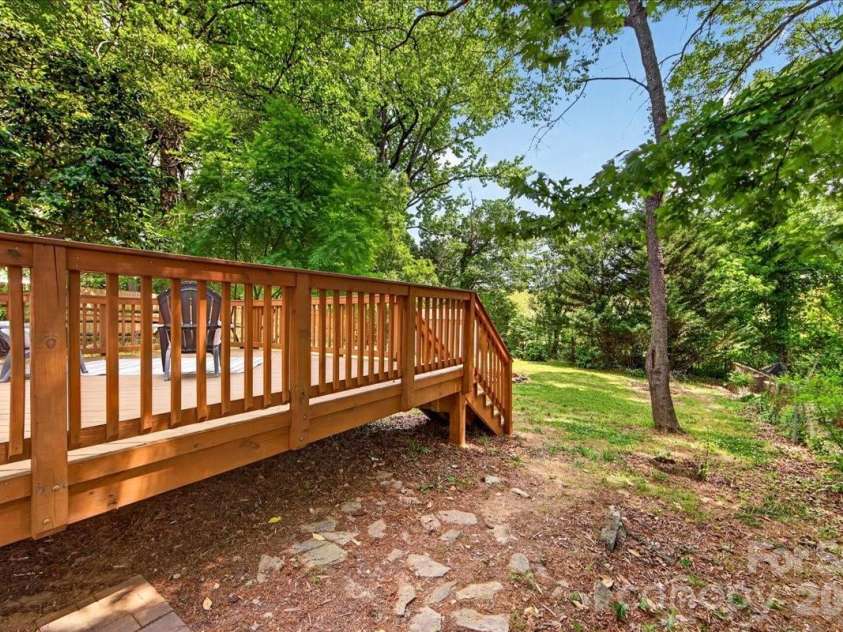 5413 Gwynne Avenue, Charlotte, NC 28205.  MLS# CAR4368957, YatesRealty ID 14977. 