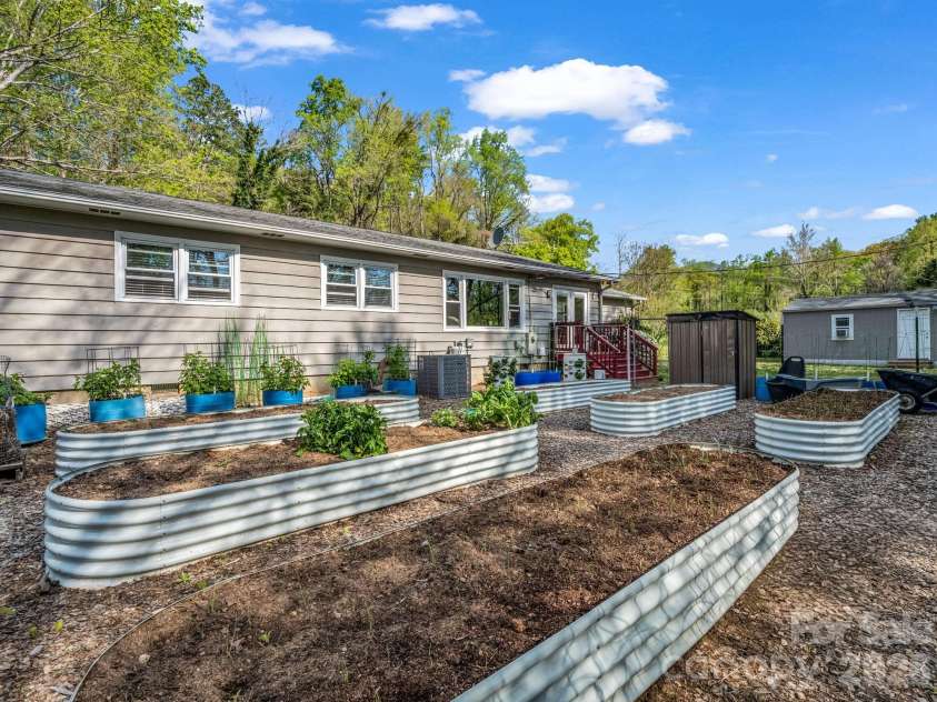 120 Warrior Drive, Tryon, NC 28782.  MLS# CAR4367180, YatesRealty ID 14978. 