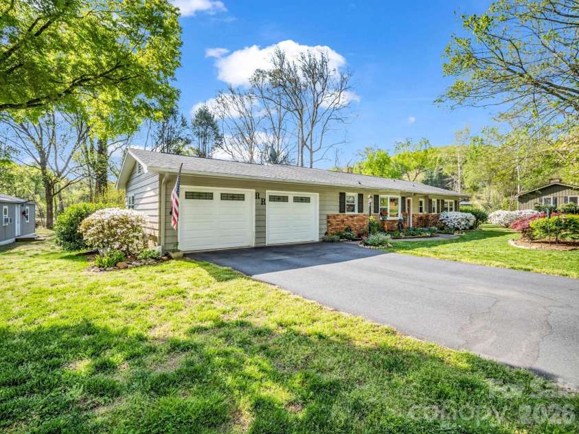 120 Warrior Drive, Tryon, NC 28782.  MLS# CAR4367180, YatesRealty ID 14978. 
