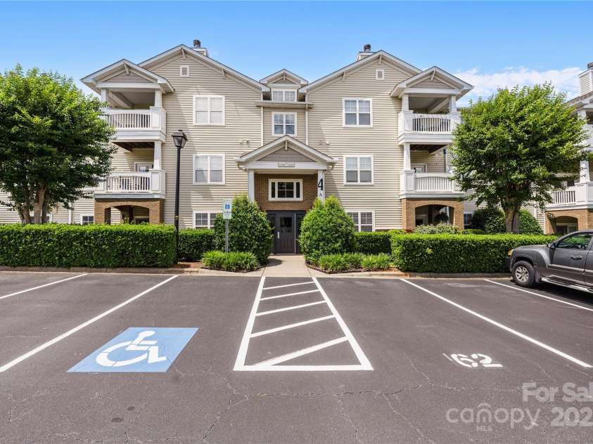 17111 Doe Valley Court, Cornelius, NC 28031.  MLS# CAR4259456, YatesRealty ID 14979. 