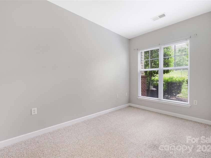 17111 Doe Valley Court, Cornelius, NC 28031.  MLS# CAR4259456, YatesRealty ID 14979. 