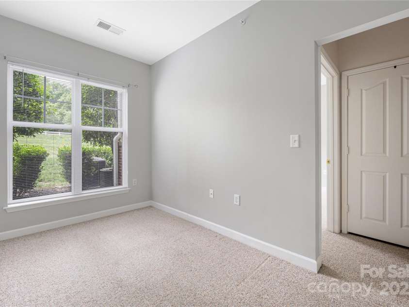 17111 Doe Valley Court, Cornelius, NC 28031.  MLS# CAR4259456, YatesRealty ID 14979. 