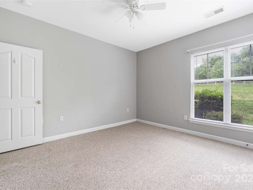 17111 Doe Valley Court, Cornelius, NC 28031.  MLS# CAR4259456, YatesRealty ID 14979. 