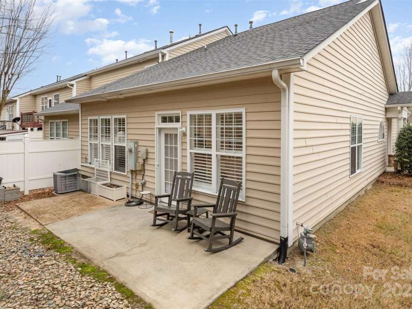 526 Pine Links Drive, Tega Cay, SC 29708.  MLS# CAR4221331, YatesRealty ID 1498. 
