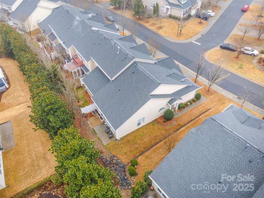 526 Pine Links Drive, Tega Cay, SC 29708.  MLS# CAR4221331, YatesRealty ID 1498. 