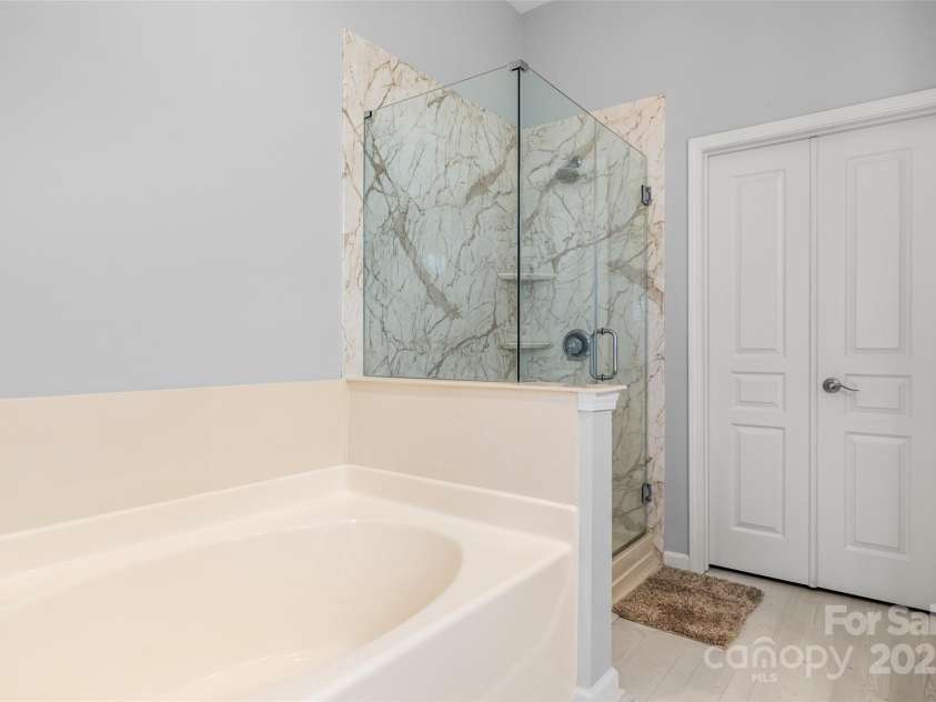 526 Pine Links Drive, Tega Cay, SC 29708.  MLS# CAR4295517, YatesRealty ID 1498. 