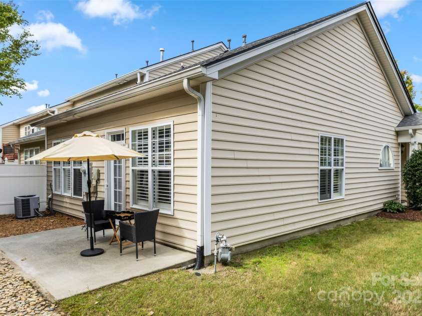 526 Pine Links Drive, Tega Cay, SC 29708.  MLS# CAR4295517, YatesRealty ID 1498. 