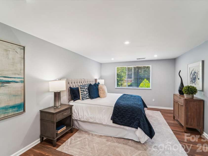 7200 Rollingridge Drive, Charlotte, NC 28211.  MLS# CAR4366609, YatesRealty ID 14981. 