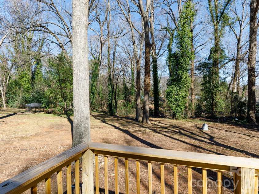 1610 India Hook Road, Rock Hill, SC 29732.  MLS# CAR4349962, YatesRealty ID 14982. 