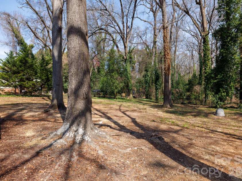 1610 India Hook Road, Rock Hill, SC 29732.  MLS# CAR4349962, YatesRealty ID 14982. 