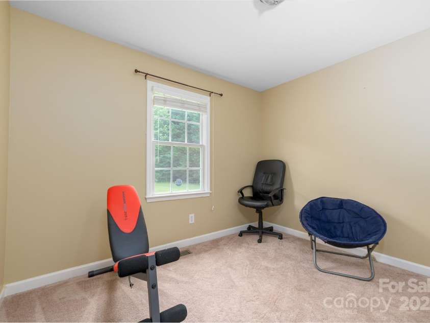 1274 CARPENTER SPRINGS Drive, Dallas, NC 28034.  MLS# CAR4260486, YatesRealty ID 14985. 