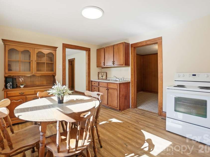 2606 Spencer Avenue, Gastonia, NC 28054.  MLS# CAR4363882, YatesRealty ID 14986. 