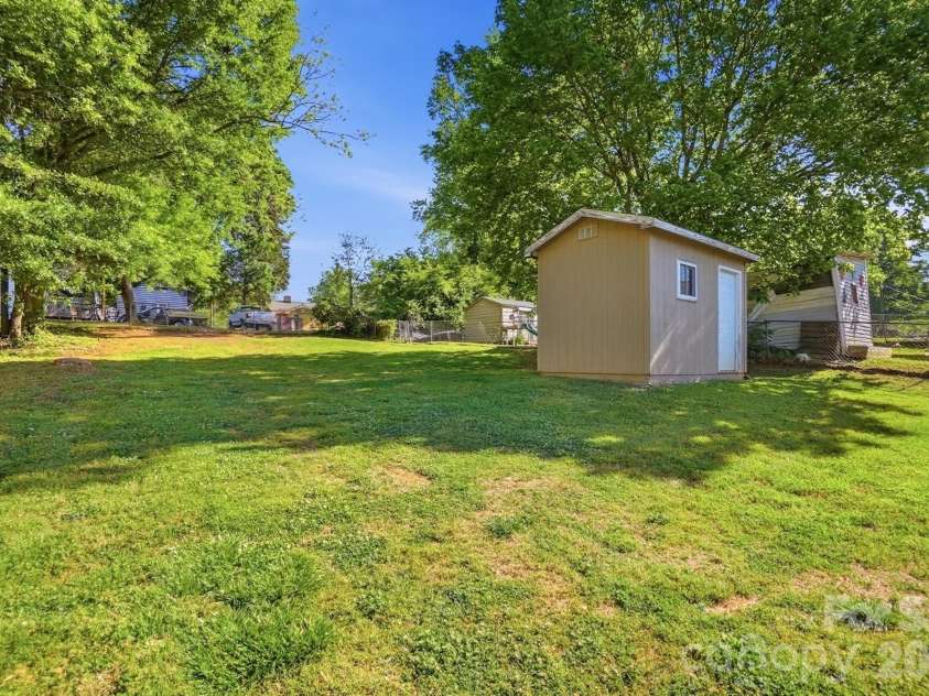 2606 Spencer Avenue, Gastonia, NC 28054.  MLS# CAR4363882, YatesRealty ID 14986. 