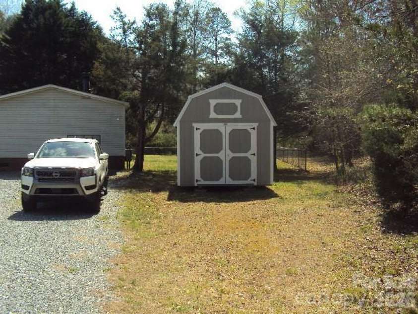 681 Mcentire Road, Rutherfordton, NC 28139.  MLS# CAR4370261, YatesRealty ID 14987. 