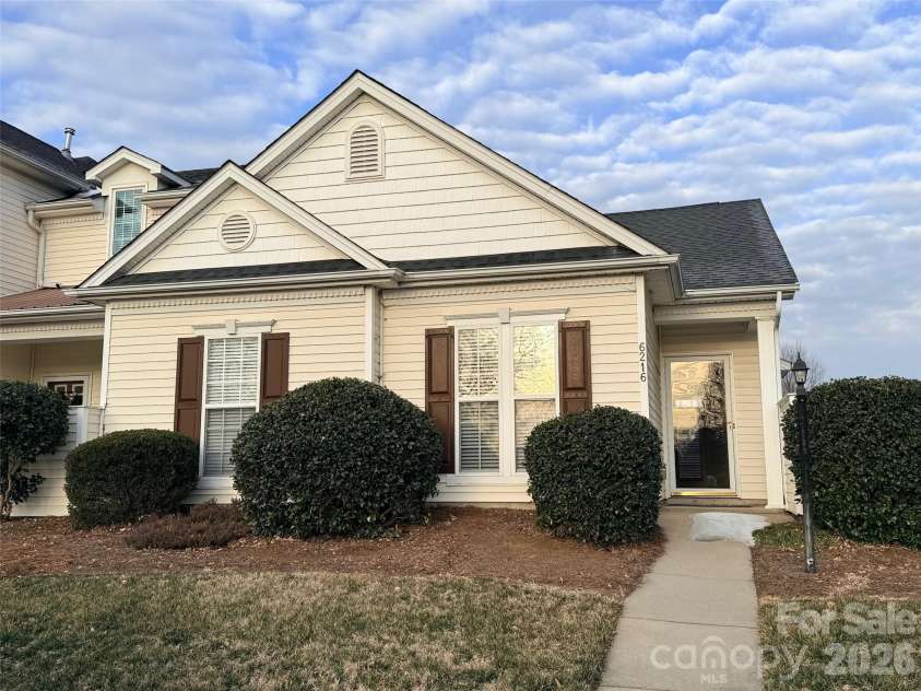6216 Lentz Way, Harrisburg, NC 28075.  MLS# CAR4341681, YatesRealty ID 14988. Welcome Home!