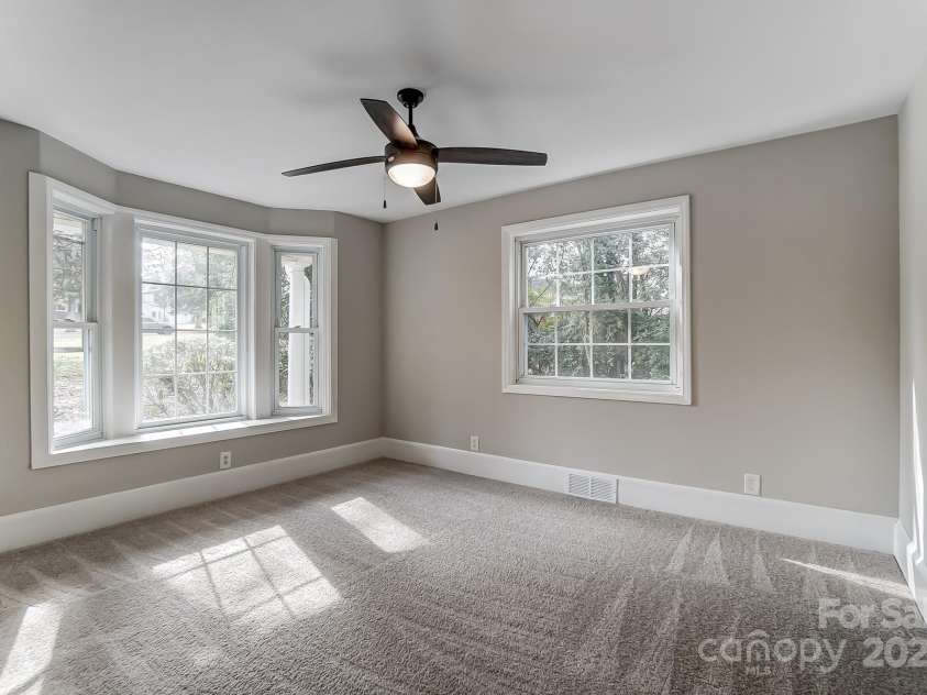 170 Sherwood Circle, Rock Hill, SC 29730.  MLS# CAR4220569, YatesRealty ID 1499. 2nd Bedroom