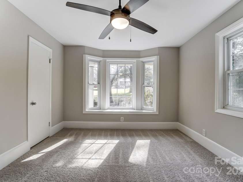 170 Sherwood Circle, Rock Hill, SC 29730.  MLS# CAR4220569, YatesRealty ID 1499. 2nd Bedroom