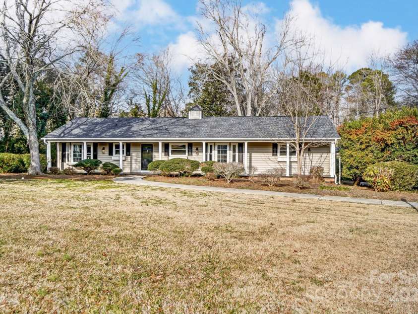 170 Sherwood Circle, Rock Hill, SC 29730.  MLS# CAR4220569, YatesRealty ID 1499. 